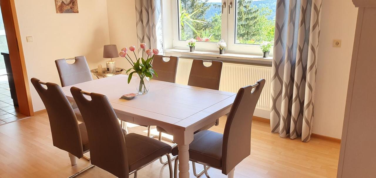 Moderne Ferienwohnung Mit Eigenem Garten Und Traumhaften Blick Wilhelmsthal Εξωτερικό φωτογραφία
